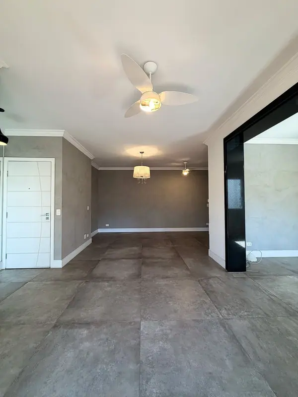 Living em enfiada, 120 m² de área útil